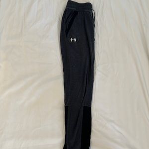Mens M UA Joggers